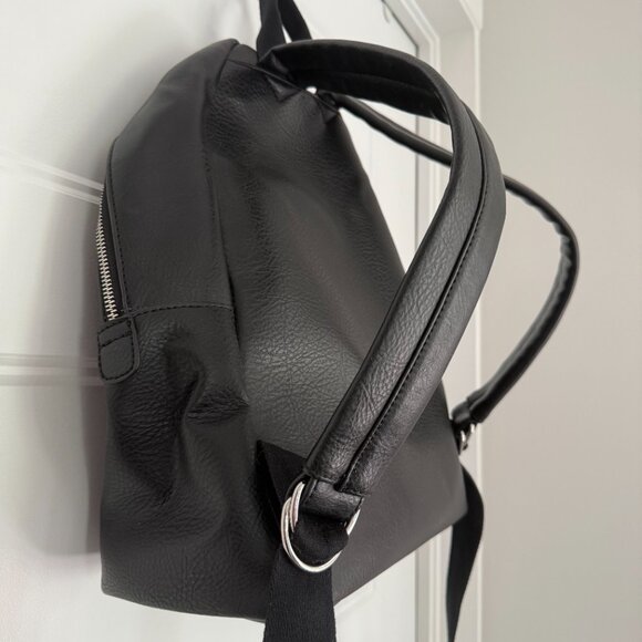 Matt & Nat - Black - Backpack - July - Picture 7 of 12